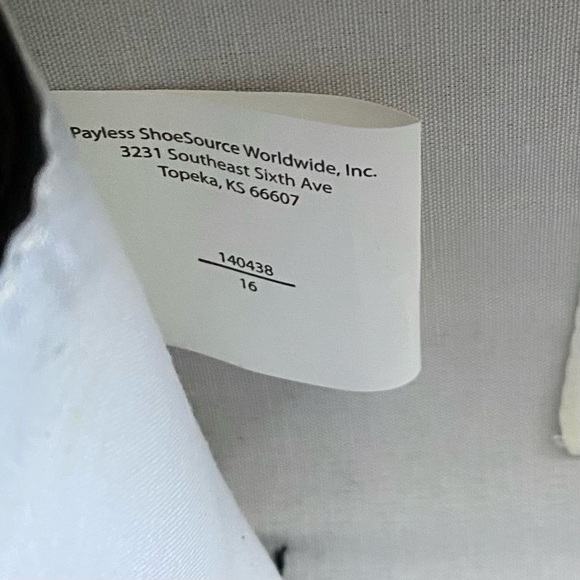 Vintage Fioni Night Vinyl Two-Tone Barrel Clutch Purse Black White - Picture 8 of 9